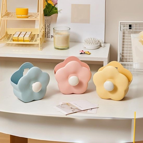 Flower-shaped Makeup Brush Holder - Multifunctional Makeup & Desk Storage Organizer - Compact Design 14.8 x 13.5 x 8 cm - Pink - Image 2