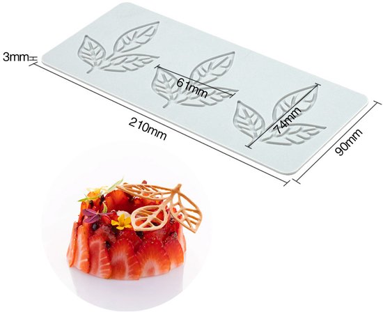 Baking Molds (3-Piece Set) - Silicone Baking Molds - Maple Leaf, Clover, and Snowflake Patterns - Suitable for baking chocolate, candy, and cupcakes, this is a handy tool for creating fun homemade desserts - Image 7