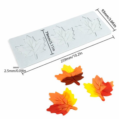 Baking Molds (3-Piece Set) - Silicone Baking Molds - Maple Leaf, Clover, and Snowflake Patterns - Suitable for baking chocolate, candy, and cupcakes, this is a handy tool for creating fun homemade desserts - Image 8