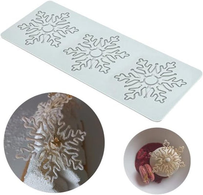 Baking Molds (3-Piece Set) - Silicone Baking Molds - Maple Leaf, Clover, and Snowflake Patterns - Suitable for baking chocolate, candy, and cupcakes, this is a handy tool for creating fun homemade desserts - Image 9