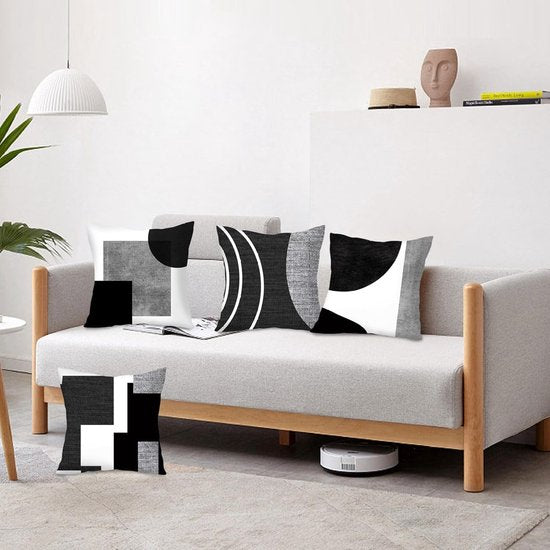 Pillowcase - 4-pack - Pillowcases with abstract geometric pattern - 45x45 cm - Pillowcases with zipper - Black and white pillowcases (pillow insert not included) - Image 2
