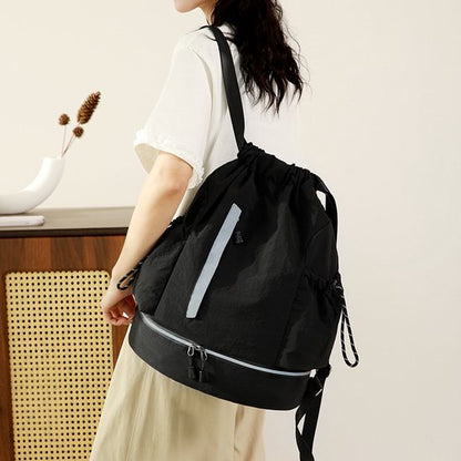 Drawstring Backpack - Waterproof Sports Bag - Lightweight Sports Backpack - With Shoe Compartment - Unisex - Suitable for Basketball, Football, Swimming and Travel - White - Image 5