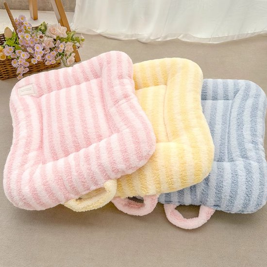 Cat Bed - Pet Mat - Soft and Warm Sleeping Mat for Cats and Small Pets, Comfortable and Cozy - Suitable for All Pets (Pink, S: 40 * 50cm) - Image 3