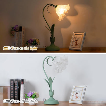 Green glass table lamp, flower table lamp, modern flower shape, metal top with glass lampshade, bedside table, desk lamp for bedroom, girl's room, living room, bedroom, office (green) - Image 5