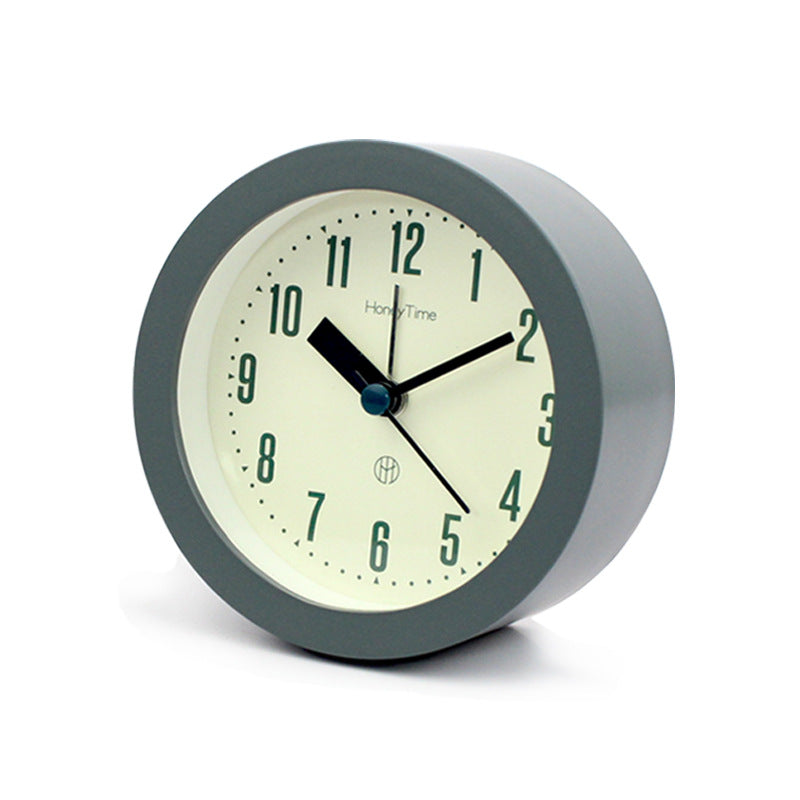 Alarm clock - Children's alarm clock - Round silent analogue alarm clock without ticking - Wake up gently - Increasing volume - Battery operated - Snooze and light function - Easy to set desk alarm clock - Image 2