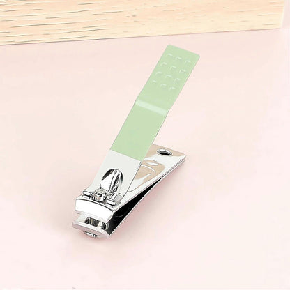 Manicure Set - Nail Clipper Set - Pedicure Care Tools - Travel Beauty Tools Made of Stainless Steel - 7 Pieces - Green - Image 3