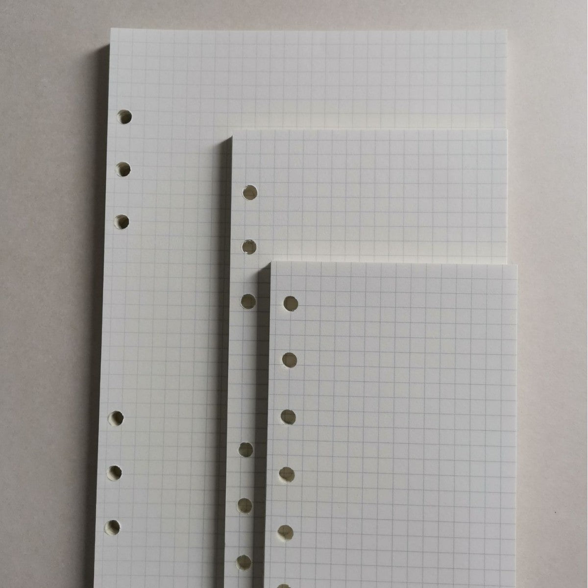 Notebook Refill A5 - Ring Binder Paper 6 Holes - Agenda Refill - Bullet Journal Paper - Refillable Notepad - Writing Paper - Planner Inserts - Office Supplies - School Supplies - Math Notebook -Checked White Graph Paper - 5 Pieces - Image 8
