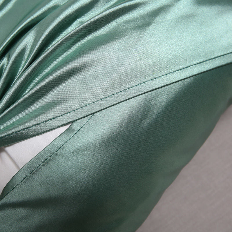 A pair of solid-color silk-like pillowcase pillowcase and envelope pillow (green) - Image 3