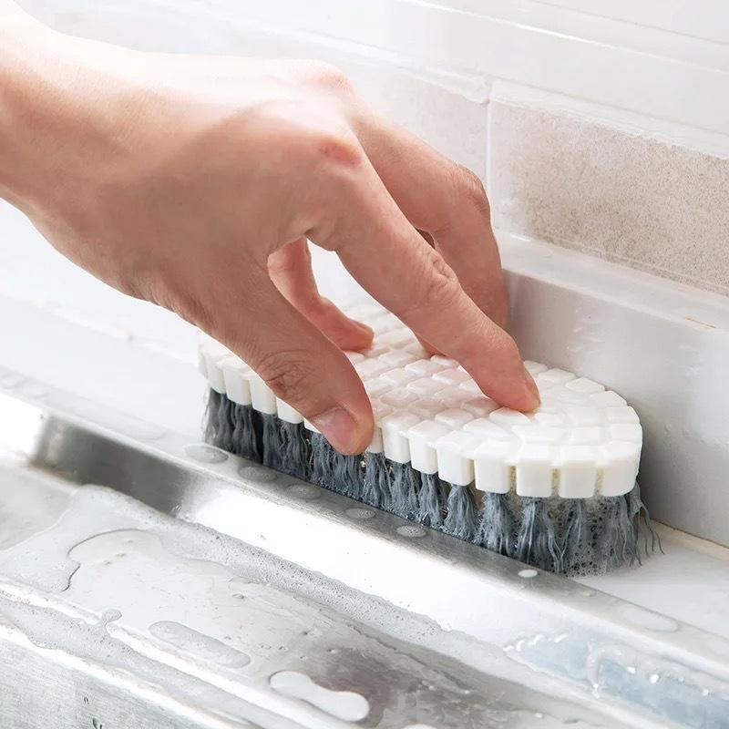 Brush - Multifunctional cleaning brush - Sturdy hand brush with stiff bristles - Multiple flexible brush heads - Suitable for cleaning bathtubs, kitchens, faucets and corners - Set of 2 - Image 4