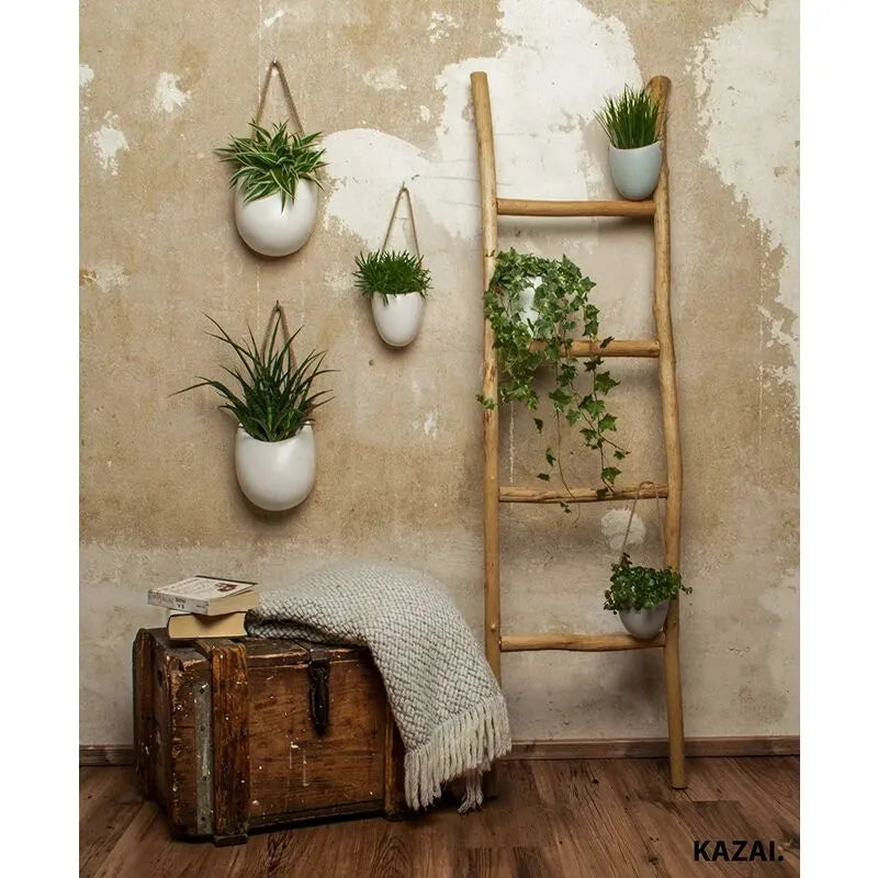 Set of 3 white ceramic wall pots - Fei Yu - Image 5