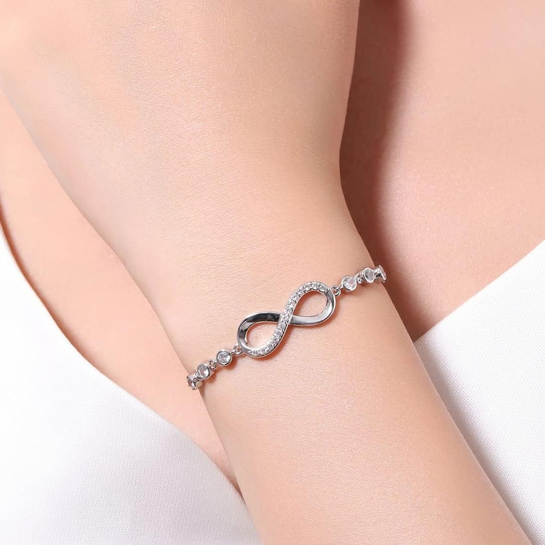 Women's Bracelet in 925 Sterling Silver Infinity Love Bracelet with Cubic Zirconia Heart, Women's Bracelet in 925 Sterling Silver Infinity Bracelet Adjustable – yux - Image 5