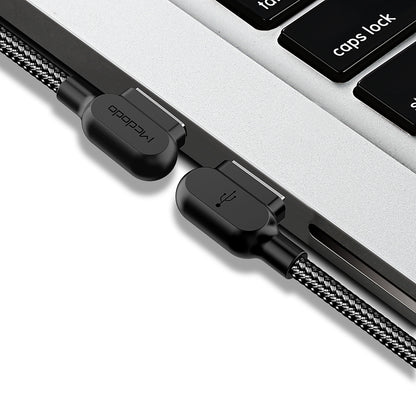 McDodo CA-4673 Angled Lightning cable, LED, 2A, 1.8m, black_max 20 - Image 3