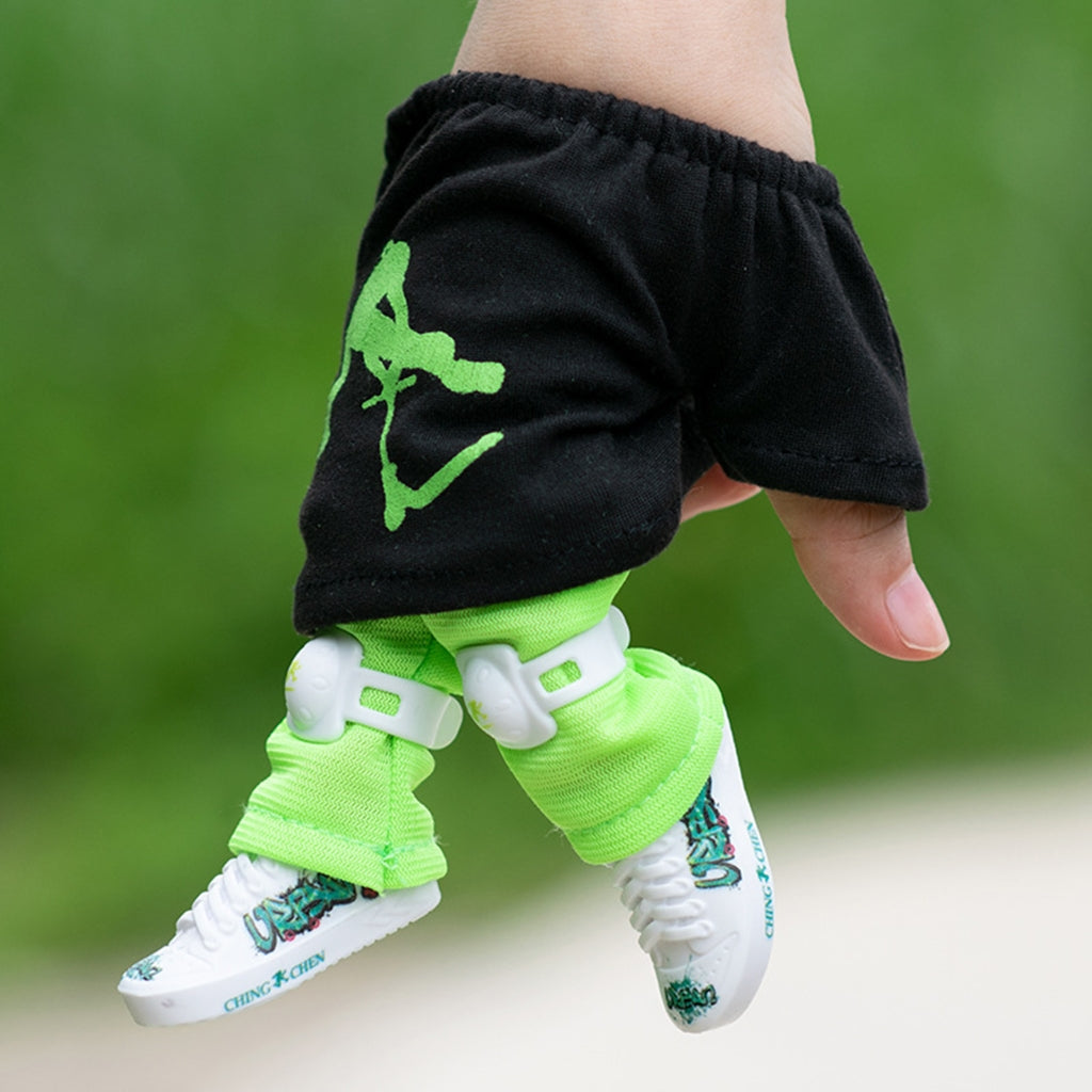 Finger Skateboard With Shoes Mini Scooter Finger Toy Set Gripboard Shoes And Pants Finger Skate Board Mini Skateboard 0.04 Black Series - Image 7