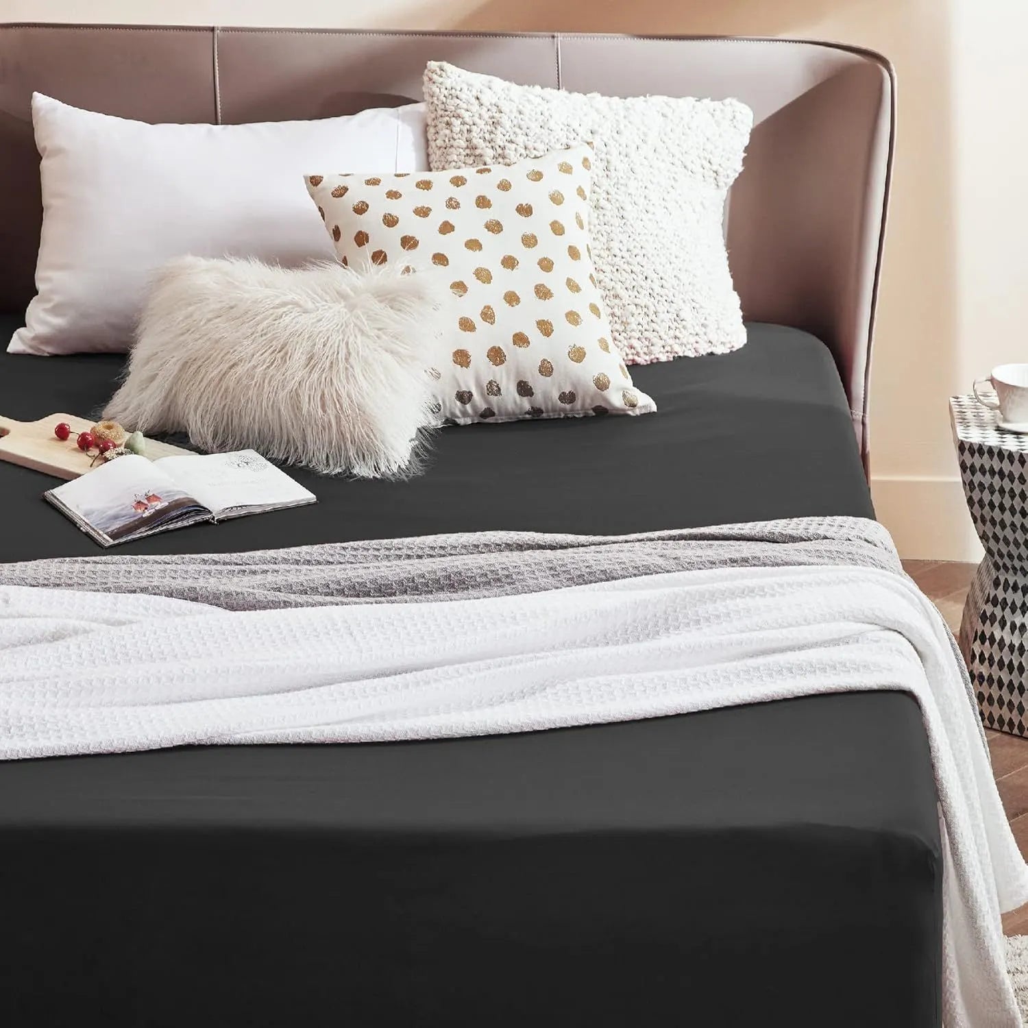 2000TC Hotel Quality Fitted Sheets - 2 Piece Fitted Sheets  -Breathable Bedding - Wrinkle, Fade, Stain Resistant- 16inch/40cm Deep Pocket Fitted Bed Sheets-Wrinkle and Fade Resistant,(Black,Single) - Image 2