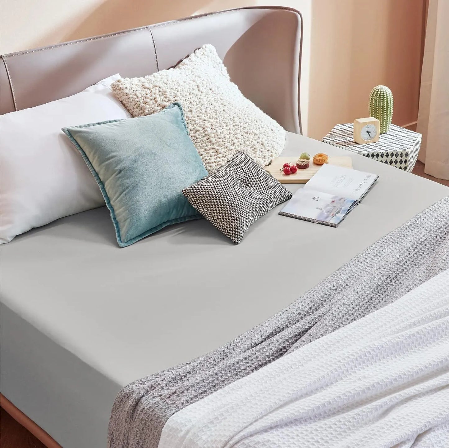 2000TC Hotel Quality Fitted Sheets - 2 Piece Fitted Sheets  -Breathable Bedding - Wrinkle, Fade, Stain Resistant- 16inch/40cm Deep Pocket Fitted Bed Sheets-Wrinkle and Fade Resistant,(Silver-gray,Super King) - Image 5