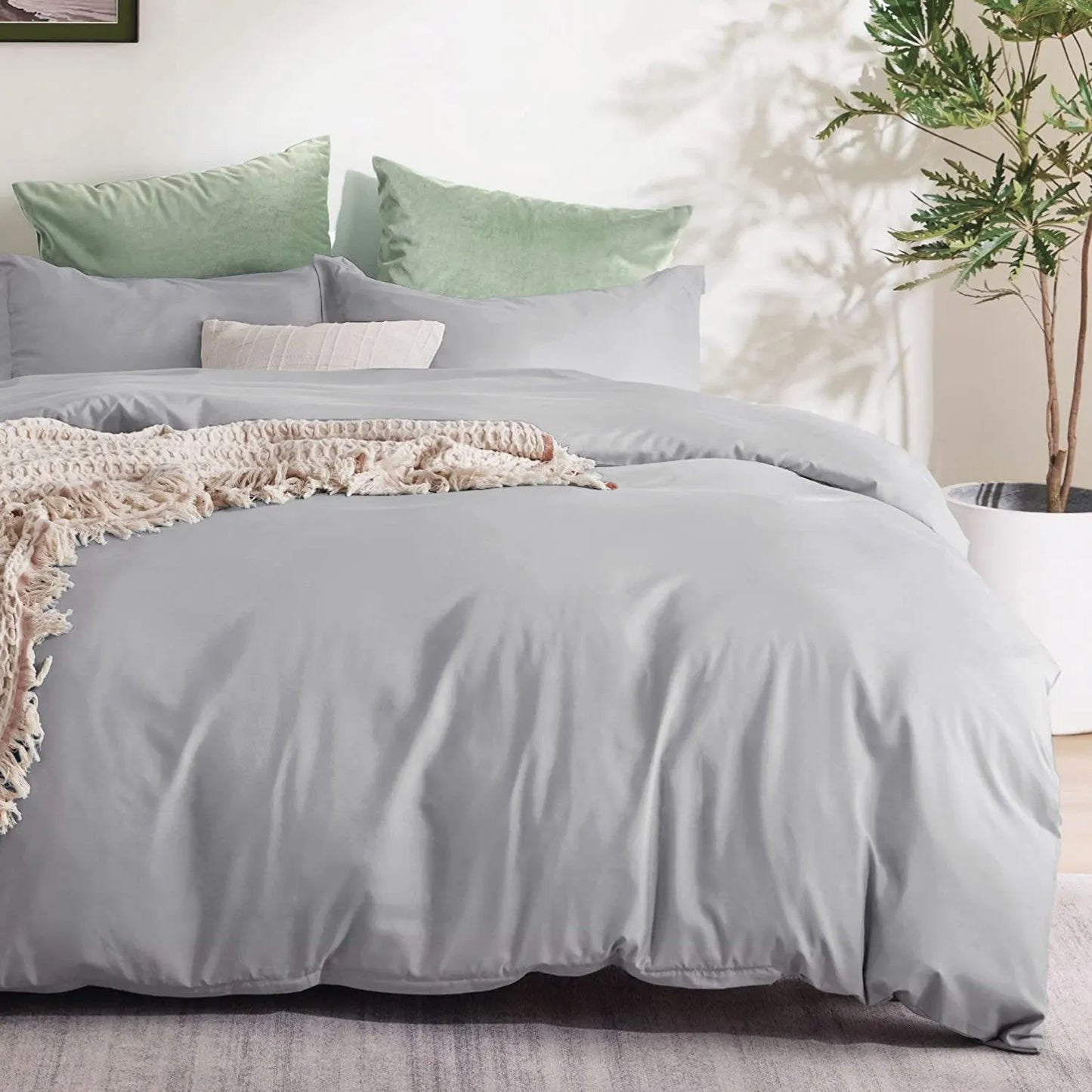 3 Piece Hotel Soft Microfiber Quilt Cover Set-2000TC Duvet/Donna Cover Set & Pillowcases -1 Quilt Cover Zipper Closure & 1 x Pillowcases-Breathable Bedding - Wrinkle, Fade, Stain Resistant(Silver-gray,King) - Image 5