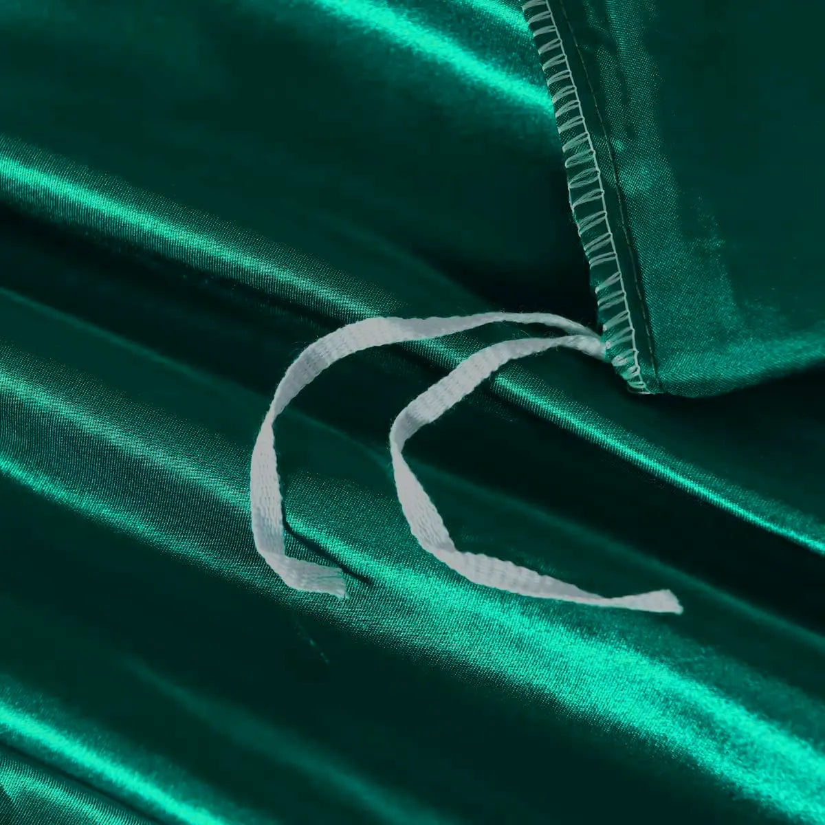 Satin Quilt cover Set Hotel 3 Pieces Quilt cover with Pillowcase, Art Silk Bedding Set-Luxury Soft Silky pillowcase for Hair and Skin, Similar to Silk Duvet/Donna Cover Set- 3 Pieces(King,Green) - Image 4