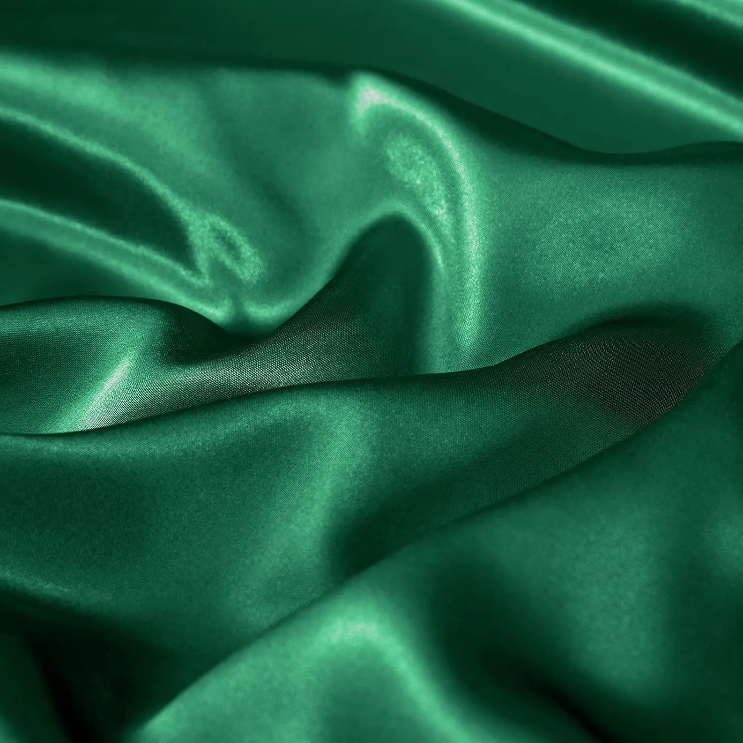 Satin Quilt cover Set Hotel 3 Pieces Quilt cover with Pillowcase, Art Silk Bedding Set-Luxury Soft Silky pillowcase for Hair and Skin, Similar to Silk Duvet/Donna Cover Set- 3 Pieces(King,Green) - Image 6