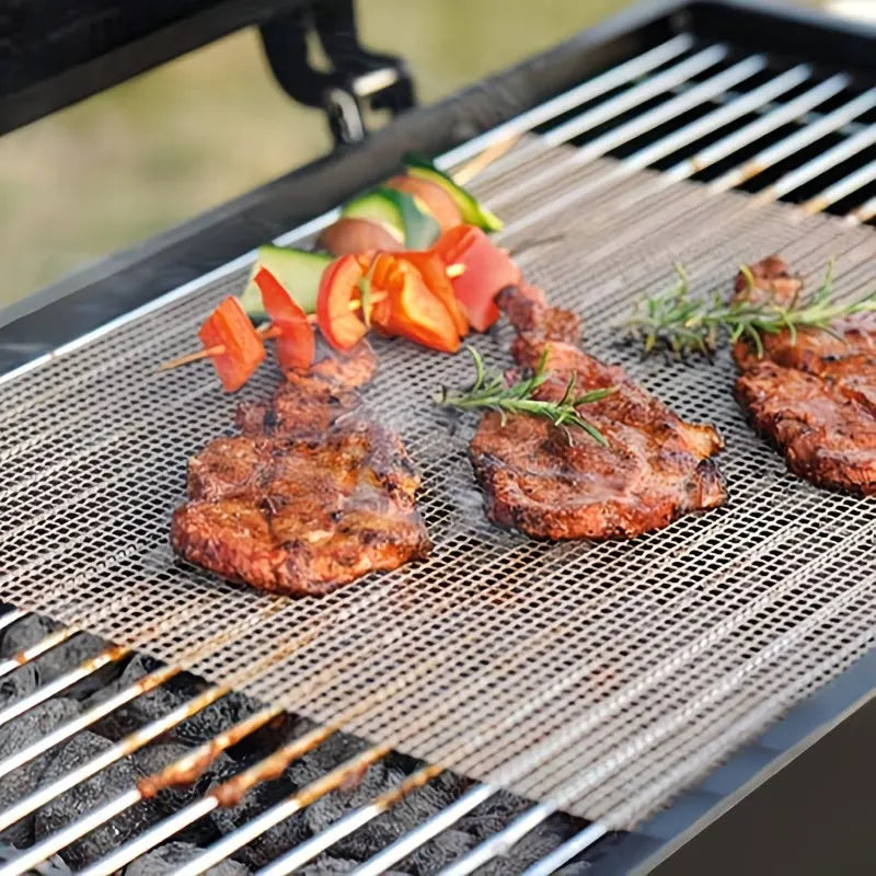 Black 3-Pack Premium Non-Stick PTFE Grill Mesh Mats - Reusable, easy-to-clean round wire mesh mats, perfect for outdoor grilling, ideal for chicken wings, etc., an essential cooking accessory for homes and dormitories. - Image 9