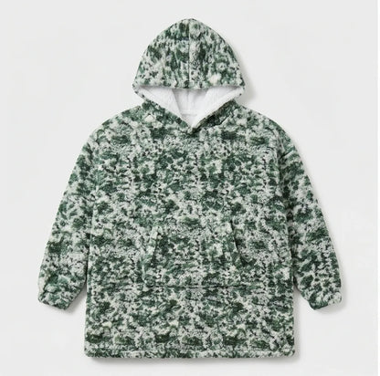 Kids Oversized Giant Wearable Blanket Hoodie Sherpa Fleece Sweatshirt Pullover - Green Camo - One Size Fits All (AU/EU)