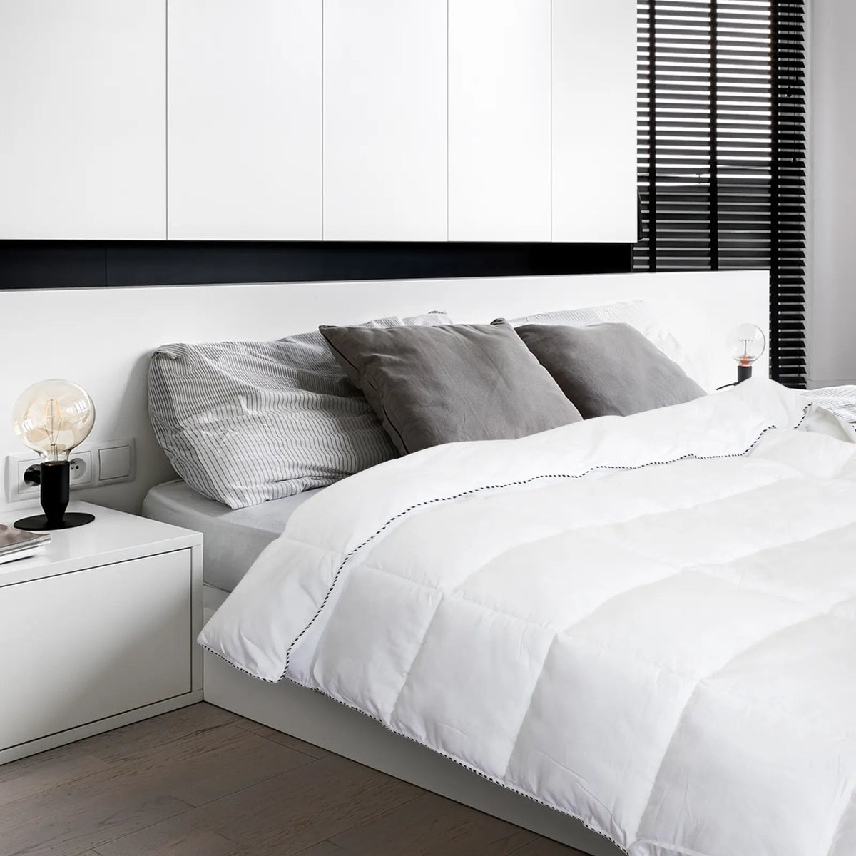 Royal Comfort Bamboo Blend Quilt 250GSM Luxury  Duvet 100% Cotton Cover - Single - White - Image 4