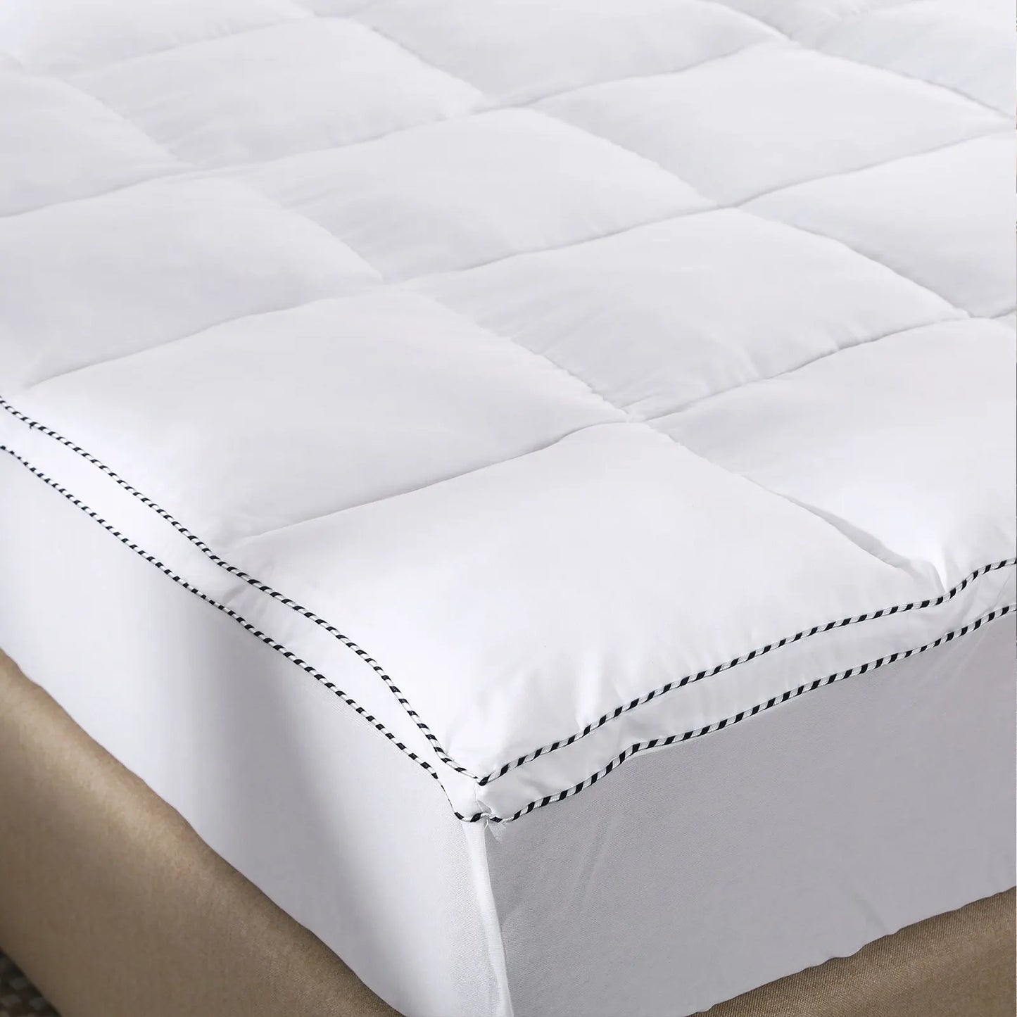 Royal Comfort 1000GSM Luxury Bamboo Fabric Gusset Mattress Pad Topper Cover - King - White - Image 3