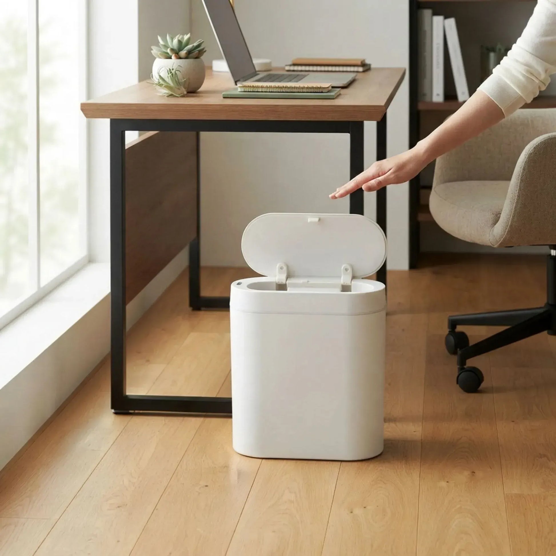 CARLA HOME 7L Automatic Trash Bin with Lid, Motion Sensor Garbage Can White - Image 2