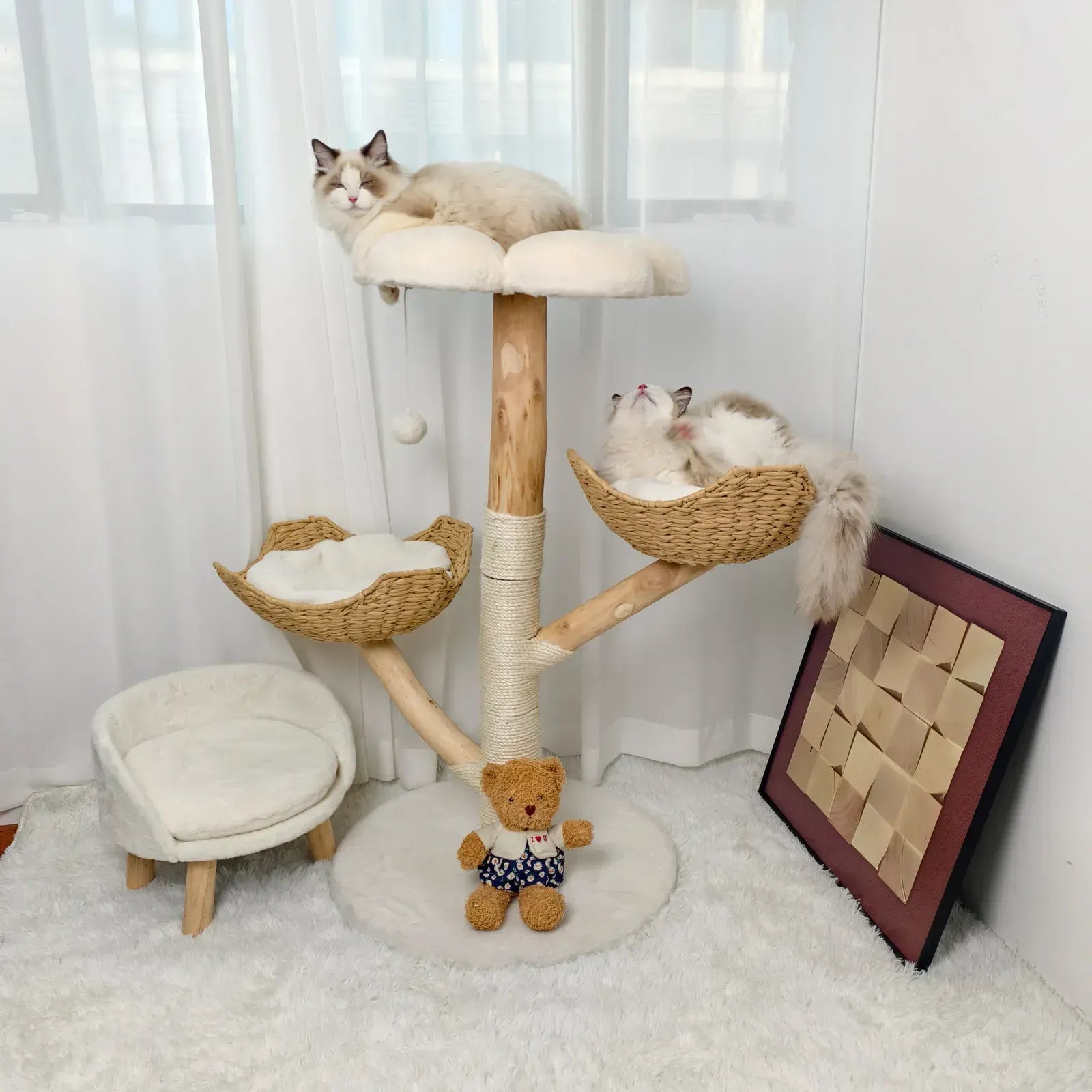 Real Wood Cat Tree Tower in Natural Wood for Indoor Cats Up to 10KG, 60x111cm - Image 3