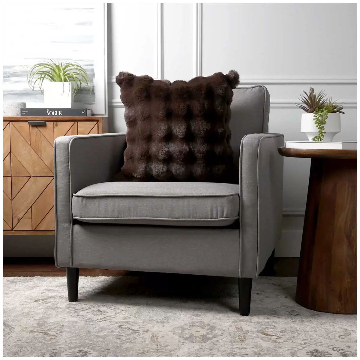 Luxe faux fur cushion 55 x 55cm dark brown - Image 3