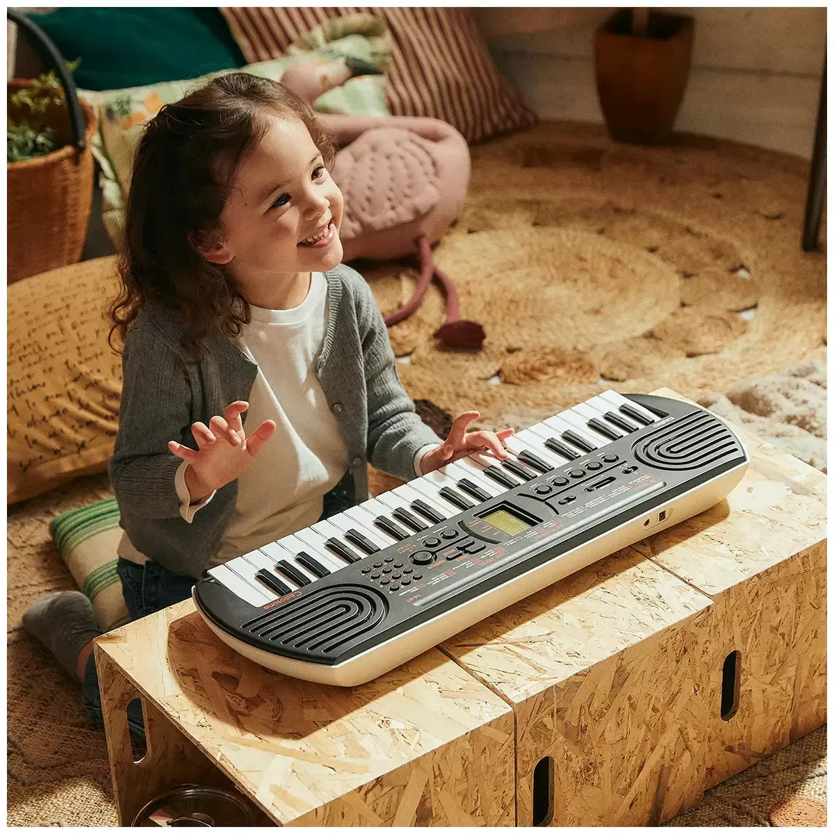 Black 44 Key Portable Mini Keyboard with 100 Tones, 50 Rhythms, and Headphone Output - Image 7