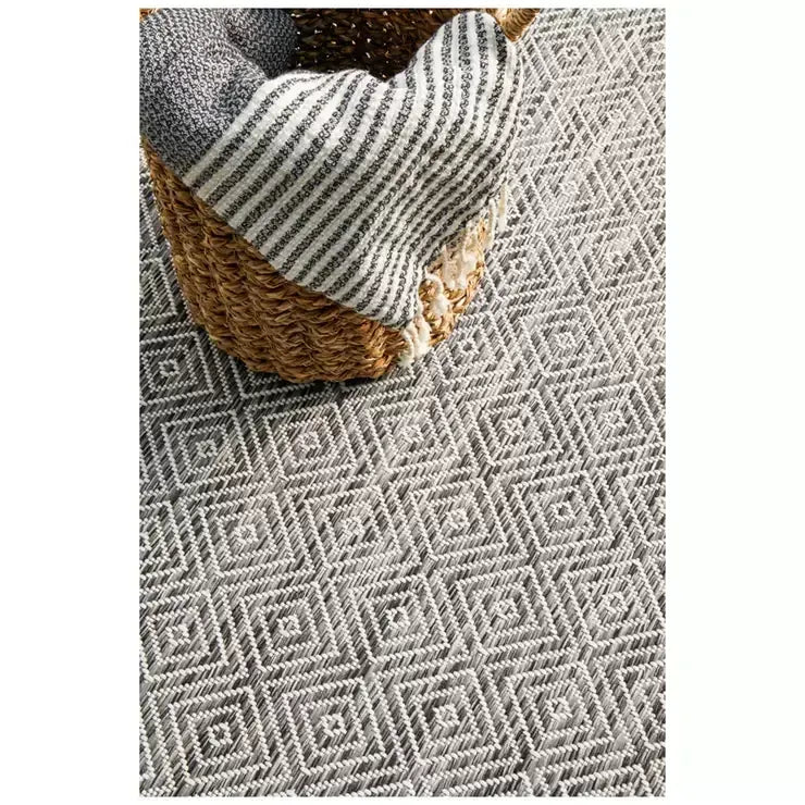 Terrace 5500 Grey Rug 400 x 300cm for Indoor and Outdoor Use - Image 6