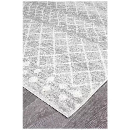 Silver Oasis Rug 230 x 160cm - Bohemian Tribal Design, Easy to Clean Polypropylene - Image 2