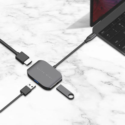 USB-C Multi-port Adapter (HDMI + USB 3.0 + USB 2.0)- Space Grey, Aluminium Design - Image 6