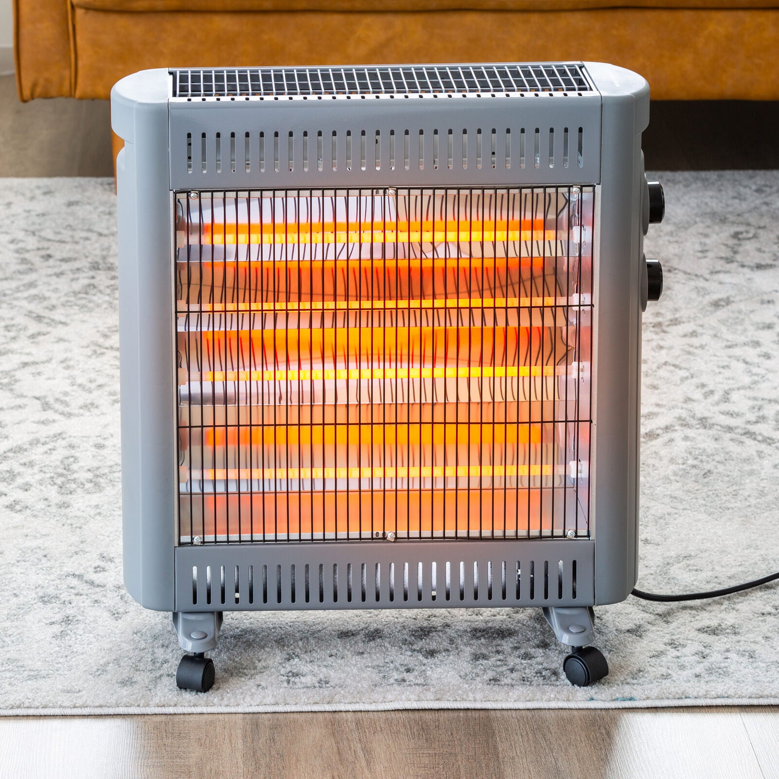2200W Quartz Infrared Radiant Heater with Adjustable Thermostat and 2 Power Settings - Image 3