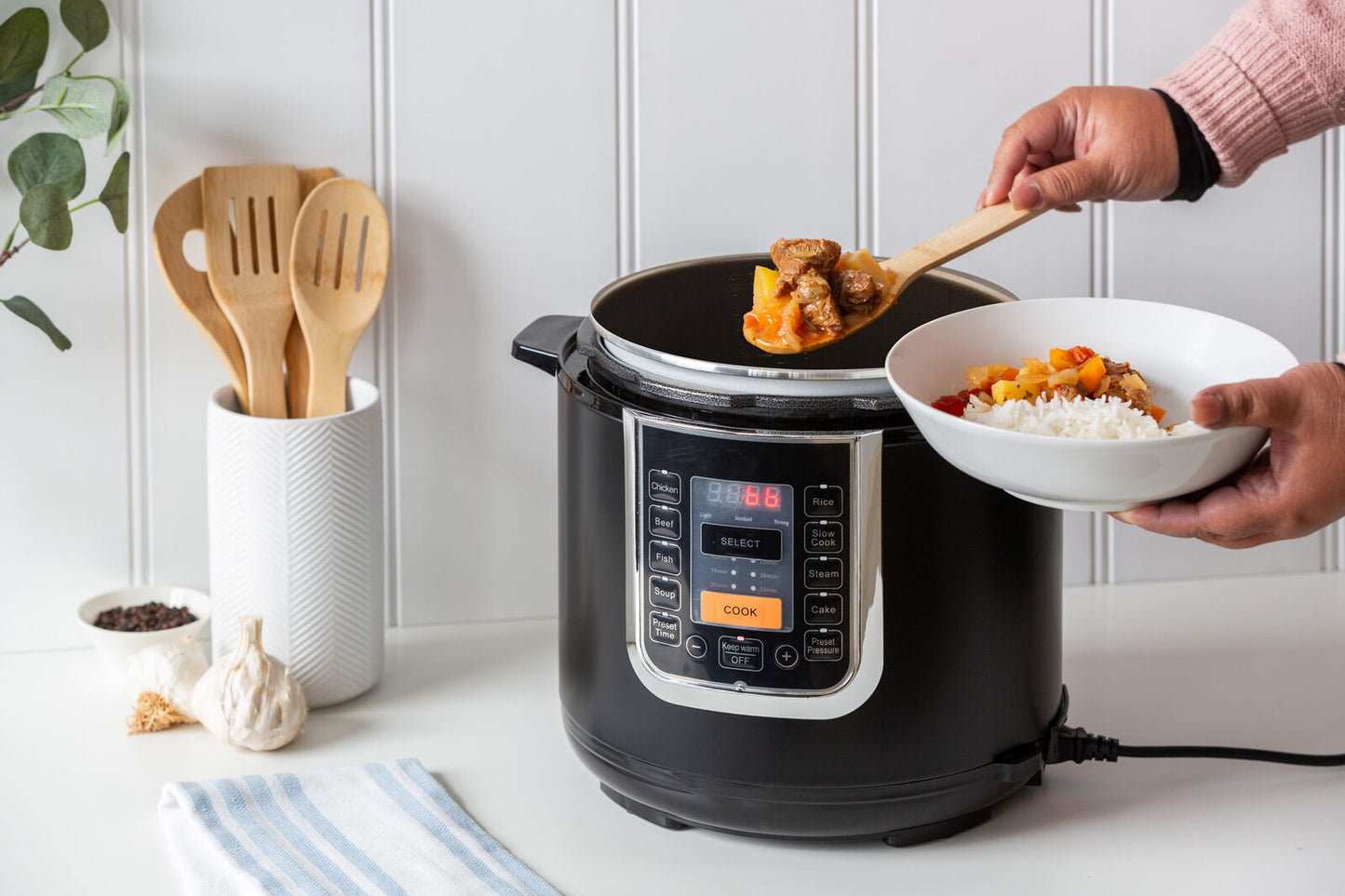 6L Ceramic Coated, PFAS Free Automatic Pressure Cooker - Image 2
