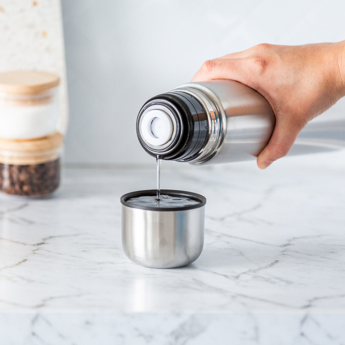1L Stainless Steel Vacuum Flask Insulated Drink Container - Image 3