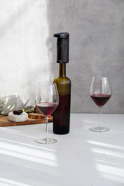 Instant Wine Aerator & Dispenser with Adjustable Bottle Fit - Image 2