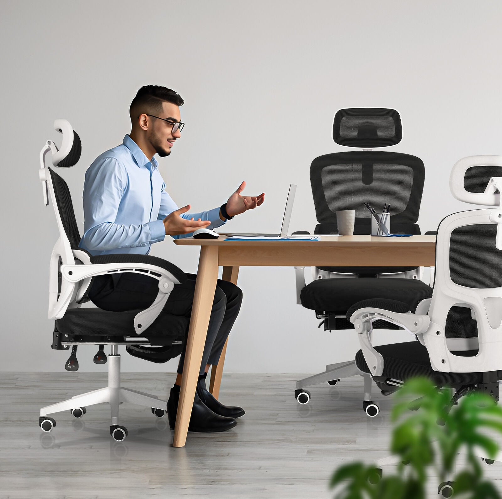 Ergonomic Reclining Office Chair - Footrest, Lumbar Support, Adjustable Headrest VELTRA - BLACK - Image 5