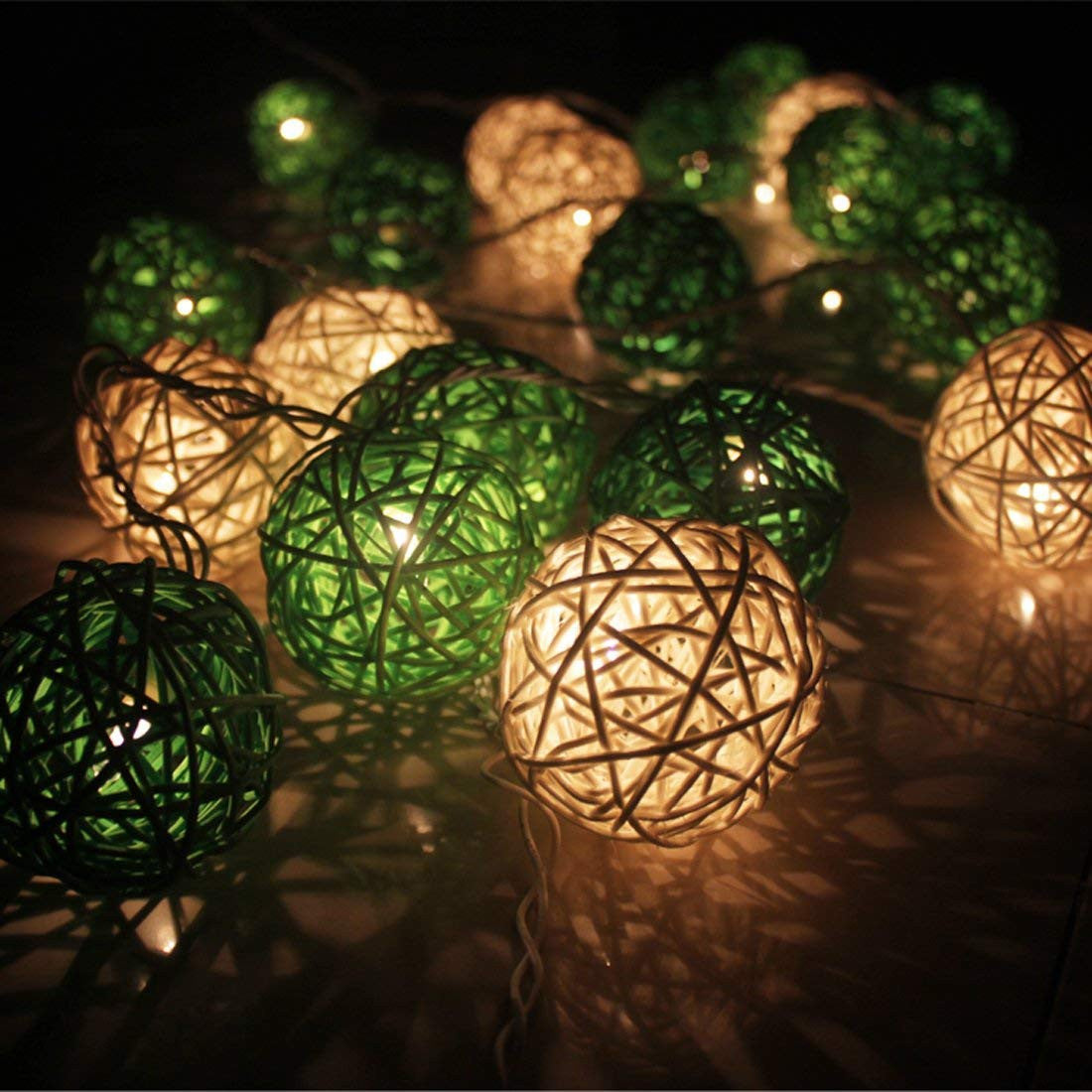 1 Set of Green n White 5cm Rattan Cane 20 Ball Battery Powered 3m String Lights Christmas Gift Home Wedding Party Bedroom Decoration Table Centrepiece - Image 8