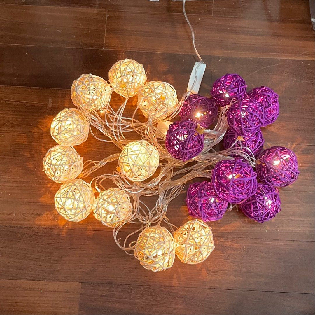1 Set of Purple n White 5cm Rattan Cane 20 Ball Battery Powered 3m String Lights Christmas Gift Home Wedding Party Bedroom Decoration Table Centrepiece - Image 2