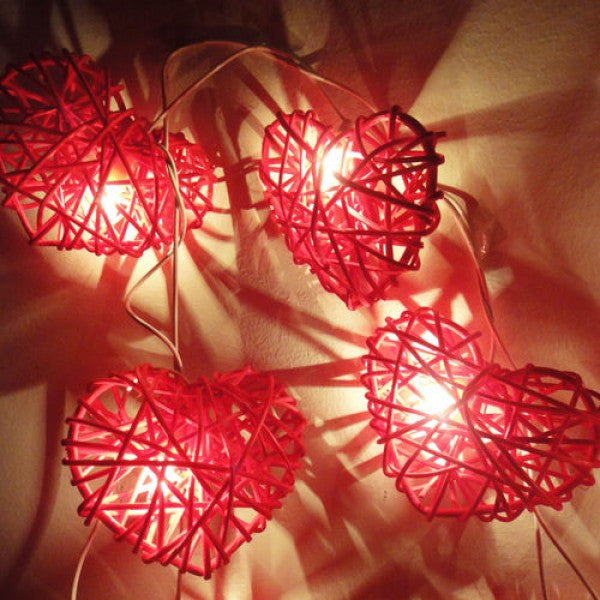 50 Red 3D Hollowed Rattan Heart-Shaped 5M LONG String Fairy Lights, Battery (AA) Indoor & Outdoor Decorations Wedding Valentines Romantic Room Table Lighting - Image 3