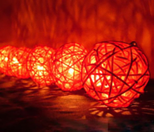 1 Set of Red 5cm Rattan Cane 20 Ball Battery Powered 3m String Lights Christmas Gift Home Wedding Party Bedroom Decoration Table Centrepiece - Image 5