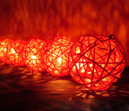 1 Set of Red 5cm Rattan Cane 50 Ball Battery Powered LONG 5m String Lights Christmas Gift Home Wedding Party Bedroom Decoration Table Centrepiece - Image 5