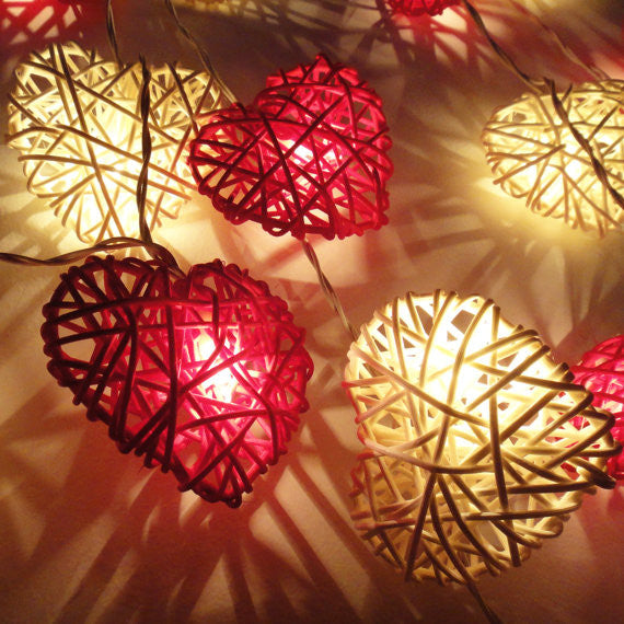 20 Red and White 3D Hollowed Rattan Heart-Shaped 3M String Fairy Lights, Battery (AA) Indoor & Outdoor Decorations Wedding Valentines Romantic Room Table Lighting - Image 9