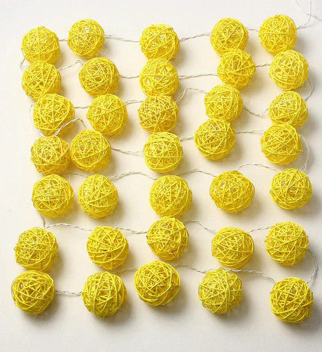1 Set of Yellow 5cm Rattan Cane 50 Ball Battery Power LONG 5m String Lights Christmas Gift Home Wedding Party Bedroom Decoration Table Centrepiece - Image 2