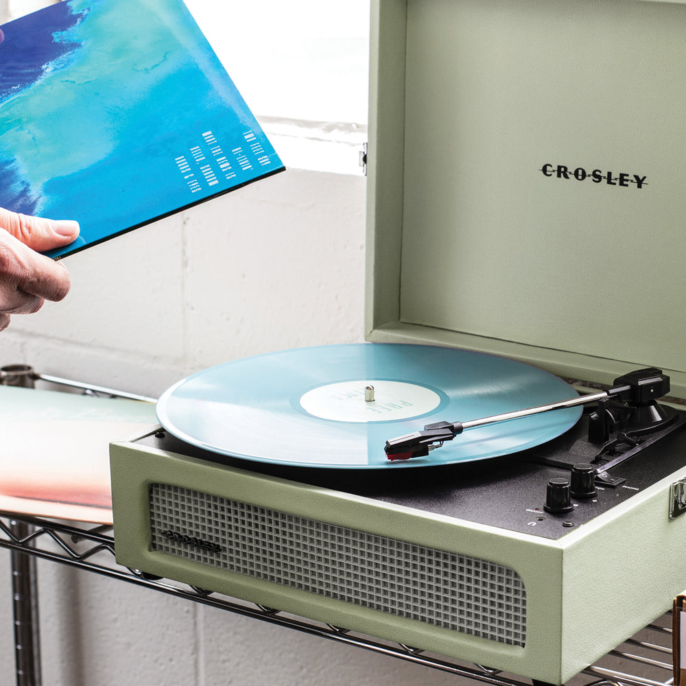 Crosley Voyager Bluetooth Portable Turntable - Sage + Gadhouse Vinyl Rack Bundle - Black - Image 4