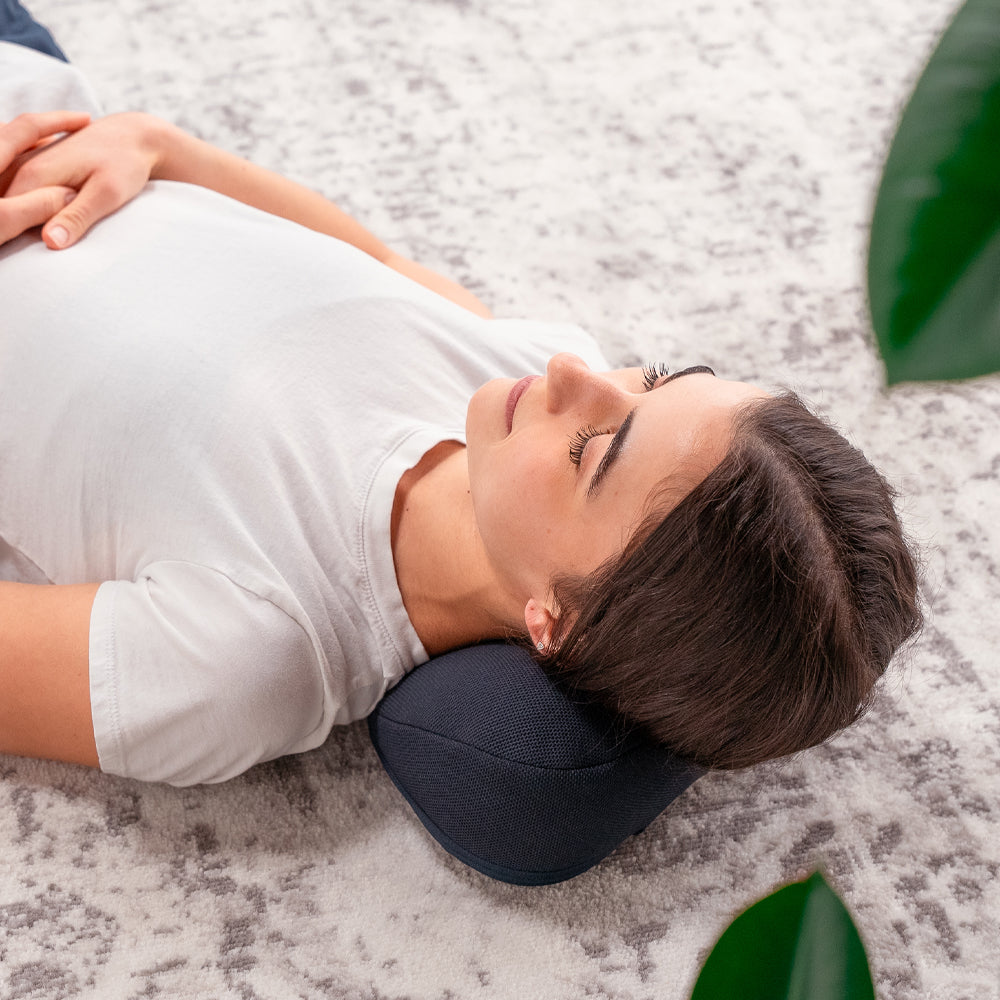 HALO Neck Stretch Pillow - Image 3