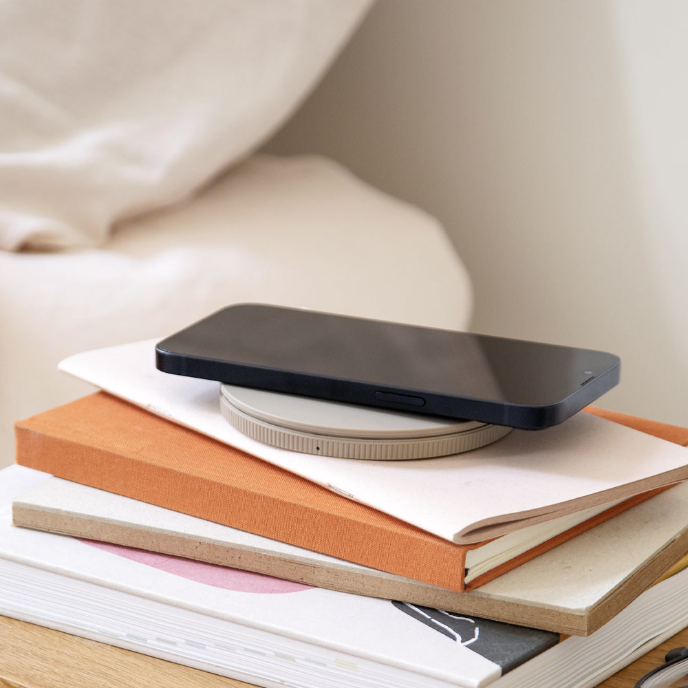 Kreafunk Wicharge 3 Wireless Qi Charger 15W - Ivory Sand - Image 2