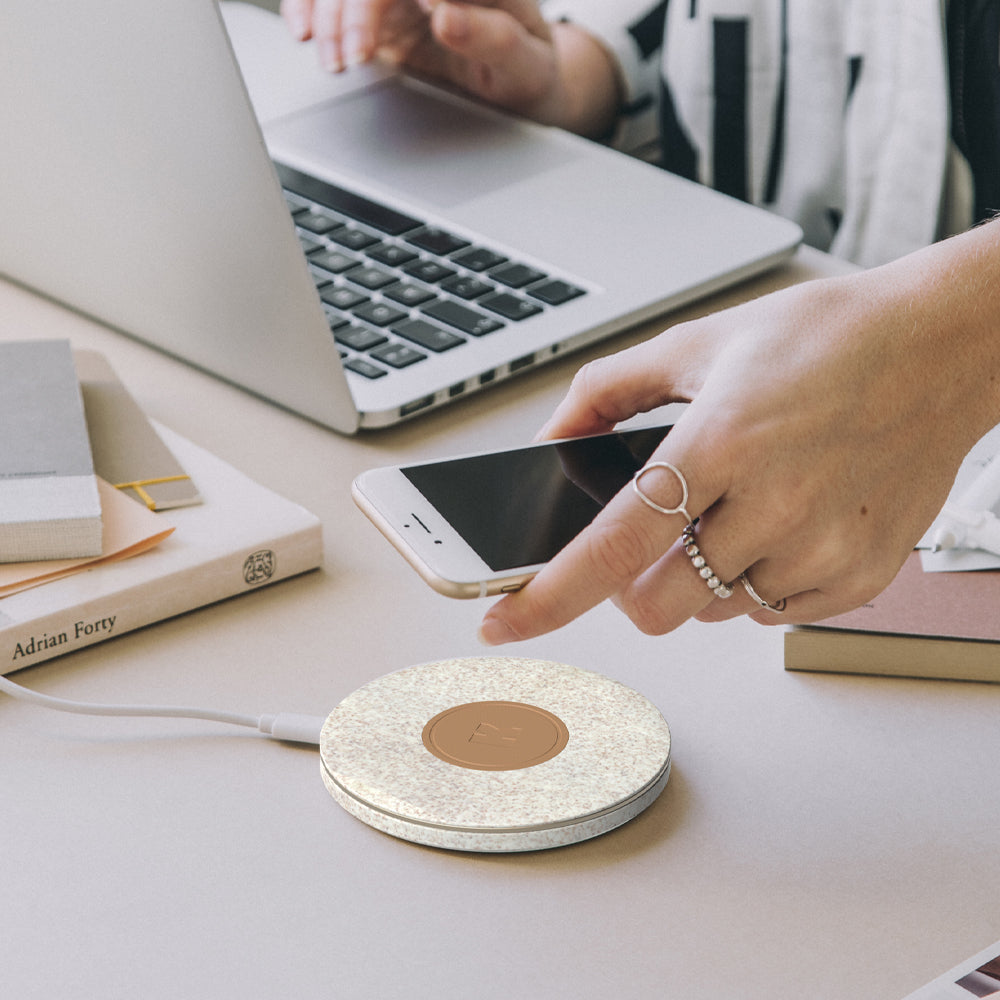 Kreafunk Wicharge 2 Wireless Qi Charger 15W - Wheat - Image 3