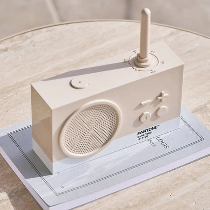 Lexon Thykho 3 Fm Radio & Bluetooth Speaker PANTONE - Sand - Image 4
